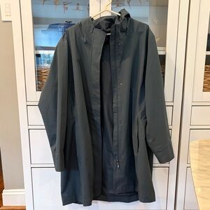 Athleta Rainout Ridge Long Trench Women Raincoat Eden Green
